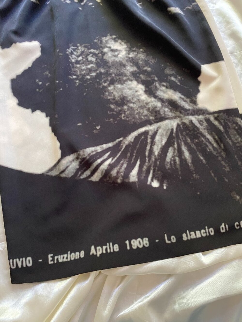 Rare A Détacher Mt. Vesuvius Newspaper Print Midi Skirt Avant Garde Size 4 - Picture 2 of 7